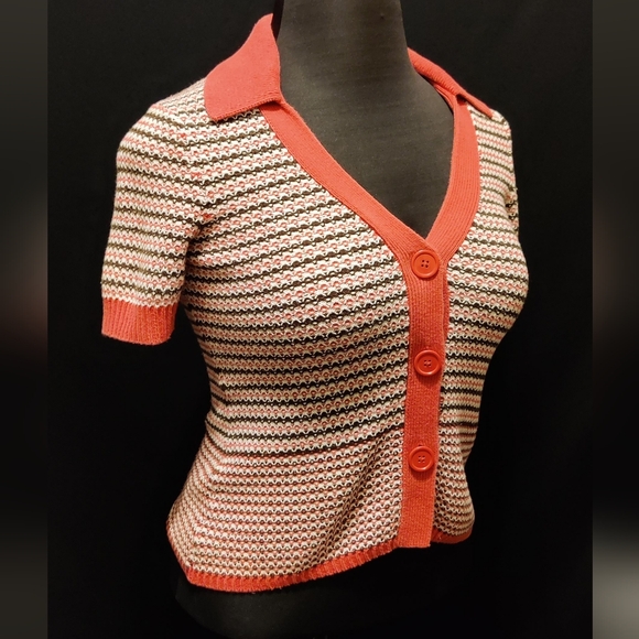 Bnwot (M) Izod like warmer weather textured sweater w/vibrant colors & buttons - Picture 5 of 8